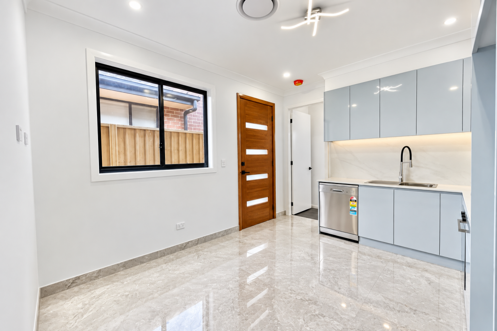 4A SHELLS CCT, LEPPINGTON, NSW 2179