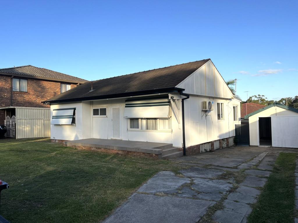 78 Webster Rd, Lurnea, NSW 2170