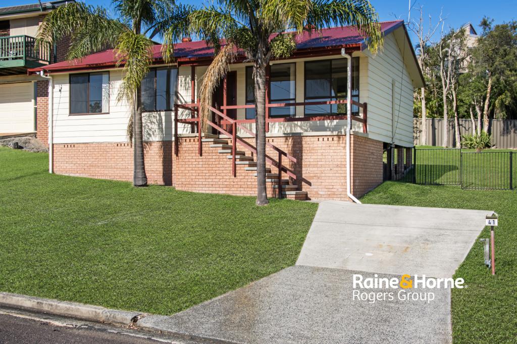 41 Fortune Cres, Lake Munmorah, NSW 2259