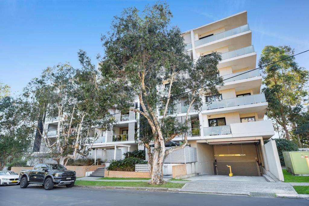 57/2-10 Tyler St, Campbelltown, NSW 2560