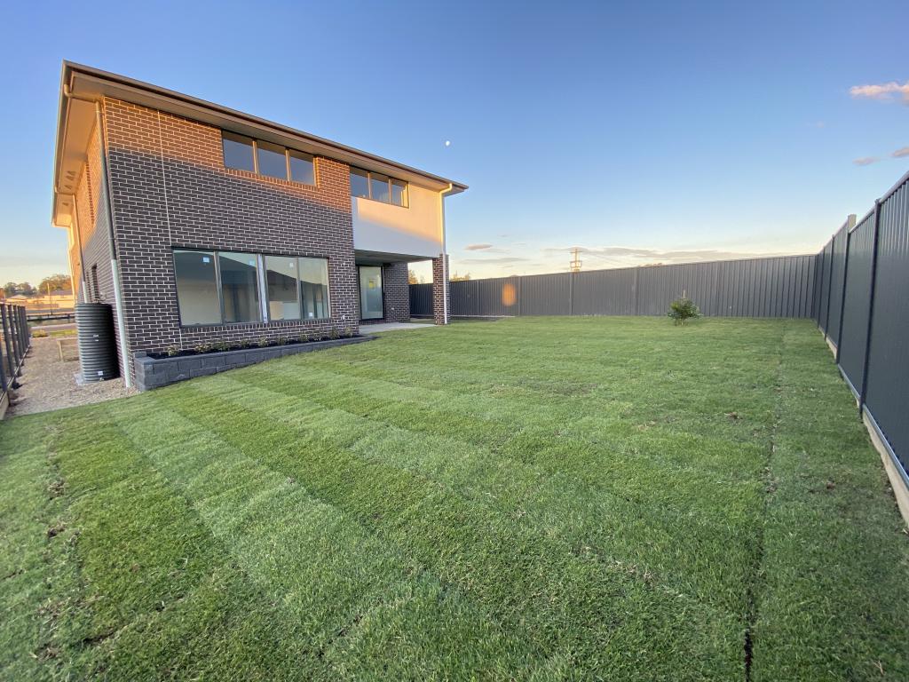 75 Bywaters Dr, Catherine Field, NSW 2557