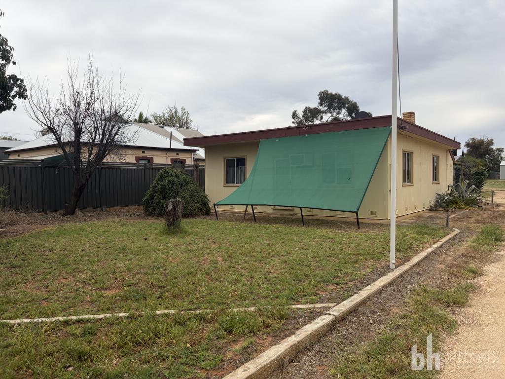 3 Third St, Loxton, SA 5333