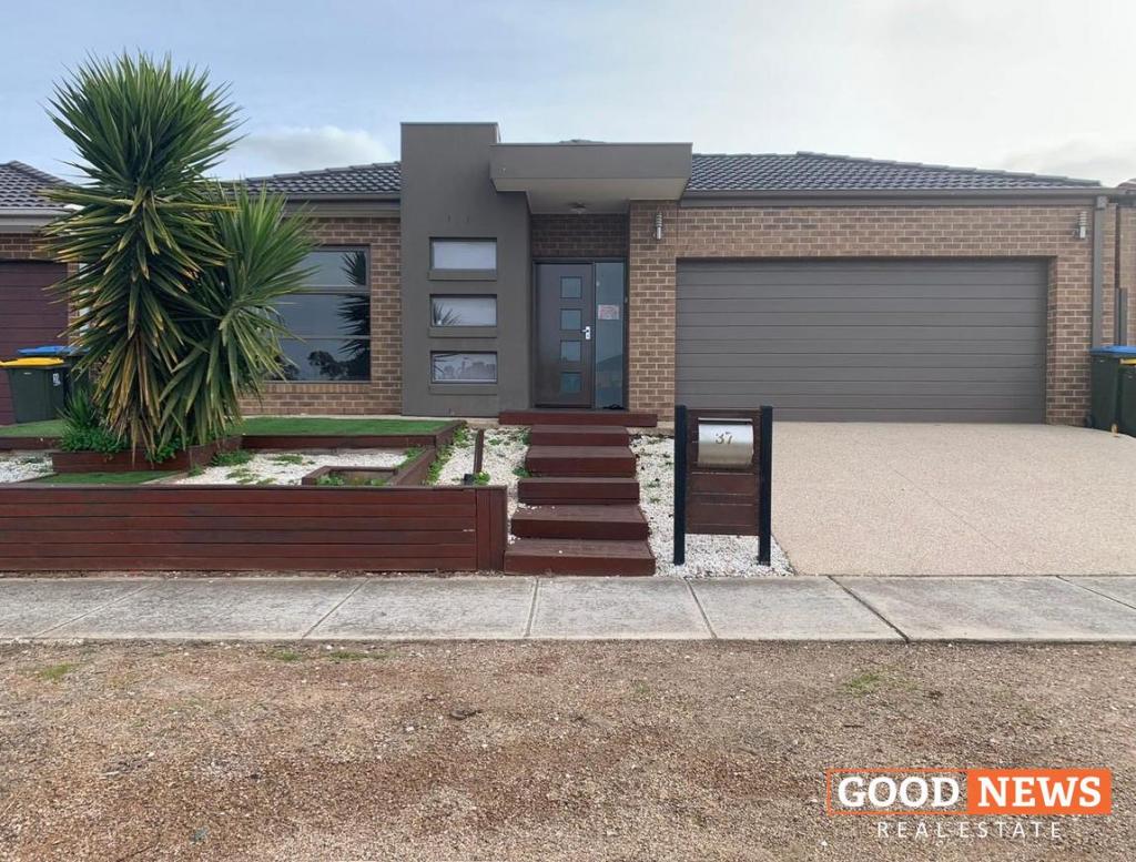 37 BASINVIEW DR, TARNEIT, VIC 3029