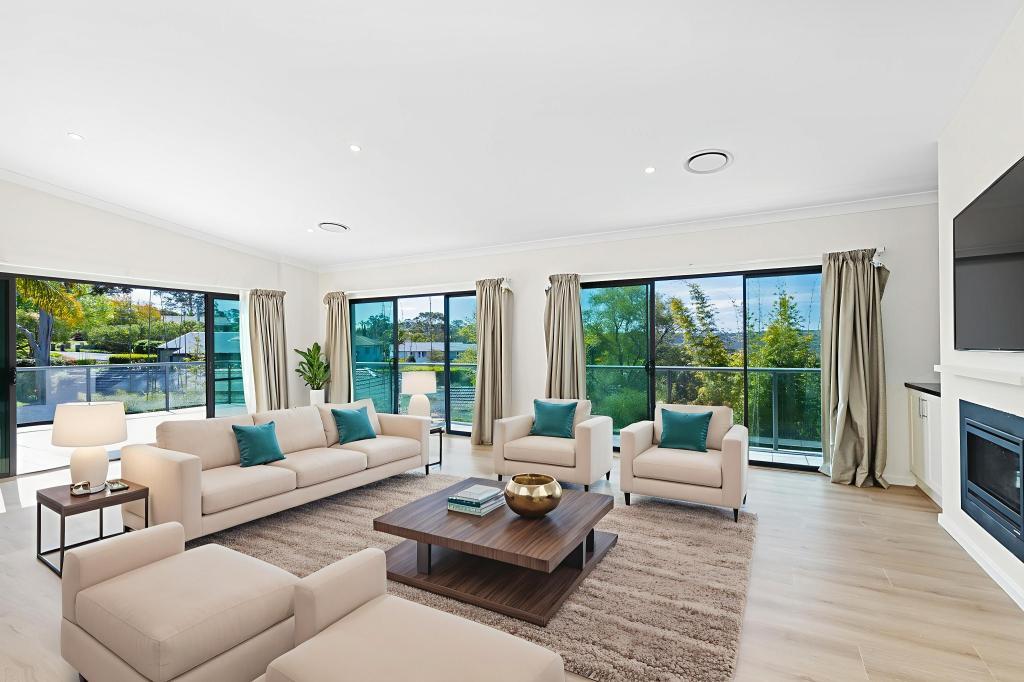 2 Burdekin Cres, St Ives, NSW 2075