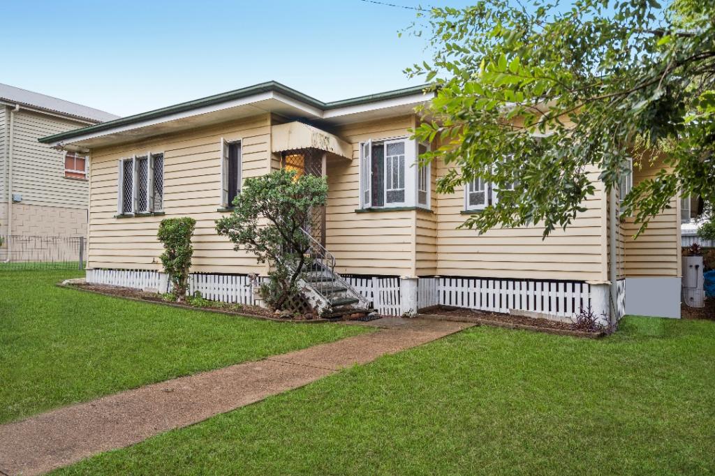 8 Sinclair St, Newtown, QLD 4305