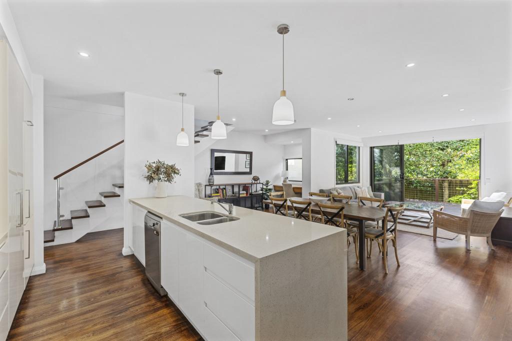 10b Chantell Ave, Terrigal, NSW 2260