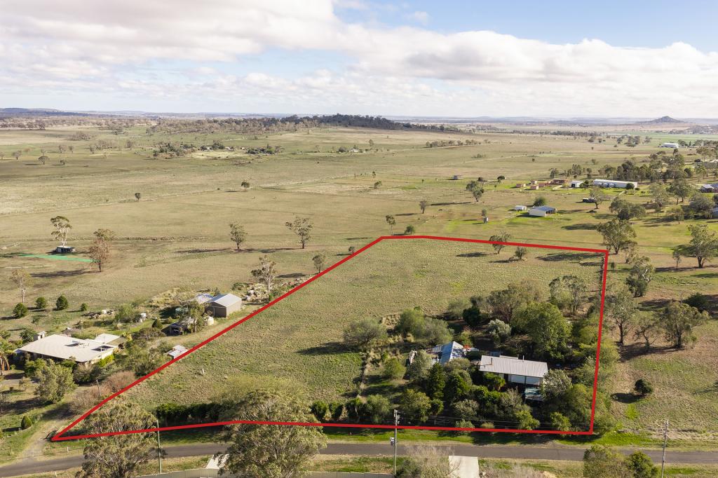 3 Louttit Ct, Gowrie Mountain, QLD 4350