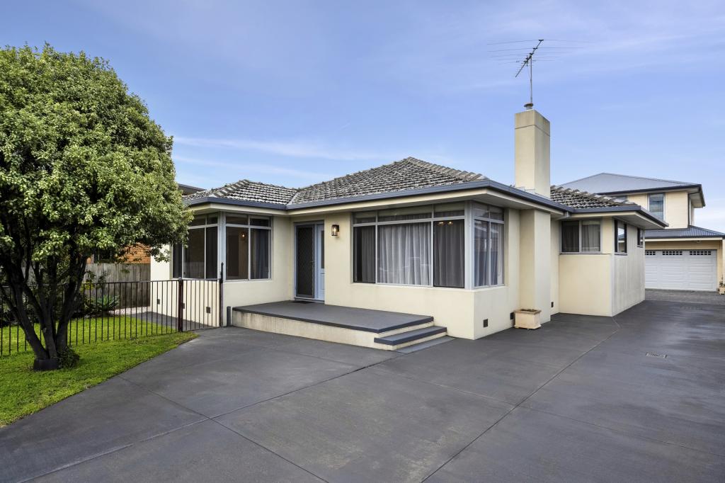 1/18 Maple Cres, Bell Park, VIC 3215