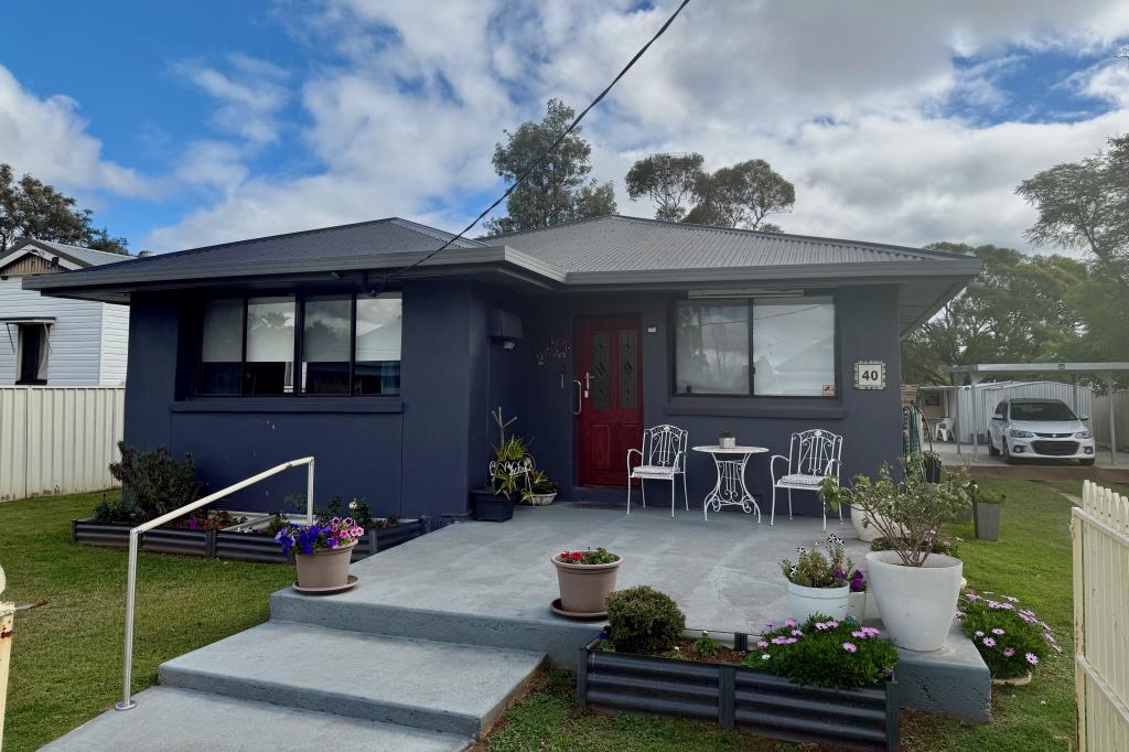 40 Cory St, Oakey, QLD 4401