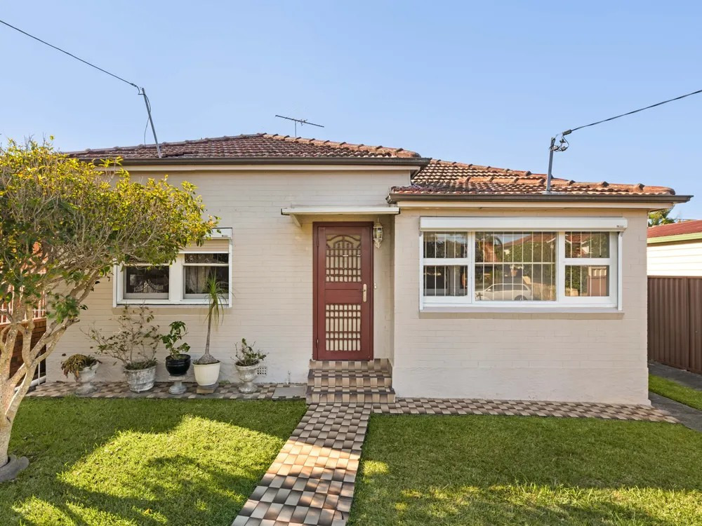 29 Clarence St, Belfield, NSW 2191