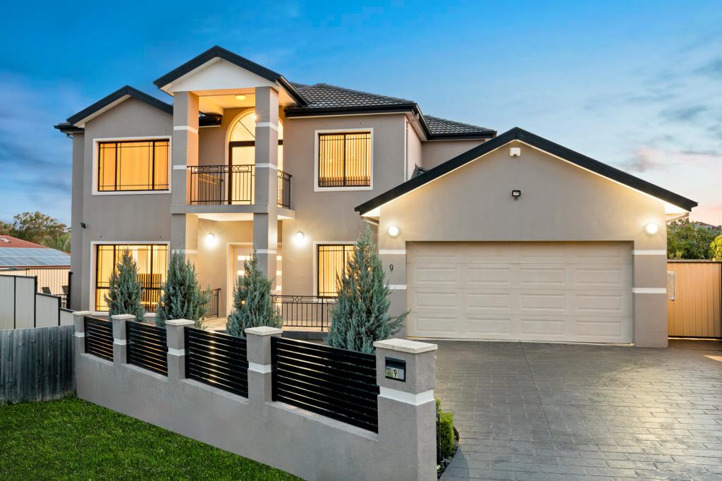 9 Tennant Pl, Edensor Park, NSW 2176