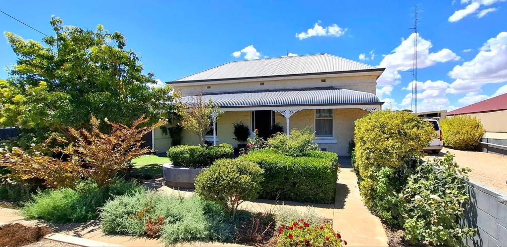 13 Olive Pde, New Town, SA 5554