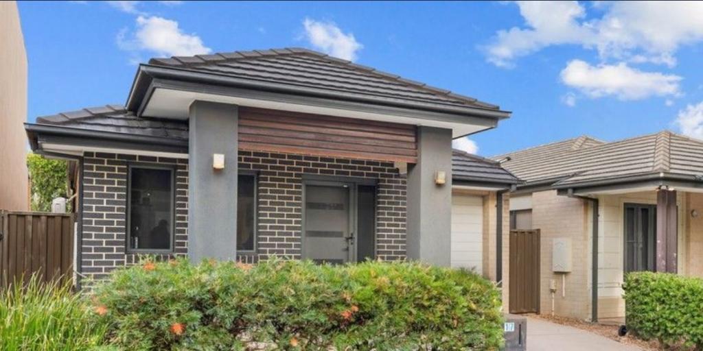 17 Furlong St, Craigieburn, VIC 3064