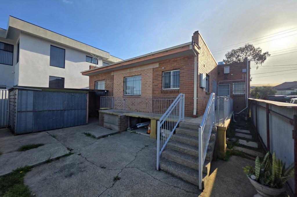 Flat 179 Clyde St, Granville, NSW 2142