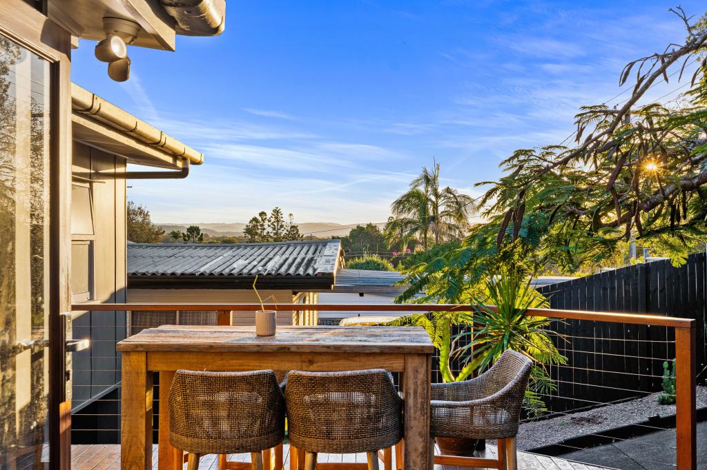 10 Page Pde, Burleigh Heads, QLD 4220