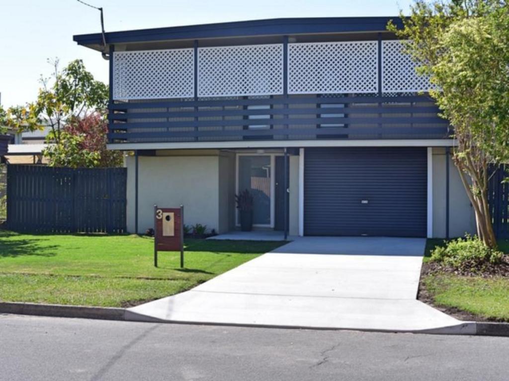 3 Patricia St, Strathpine, QLD 4500