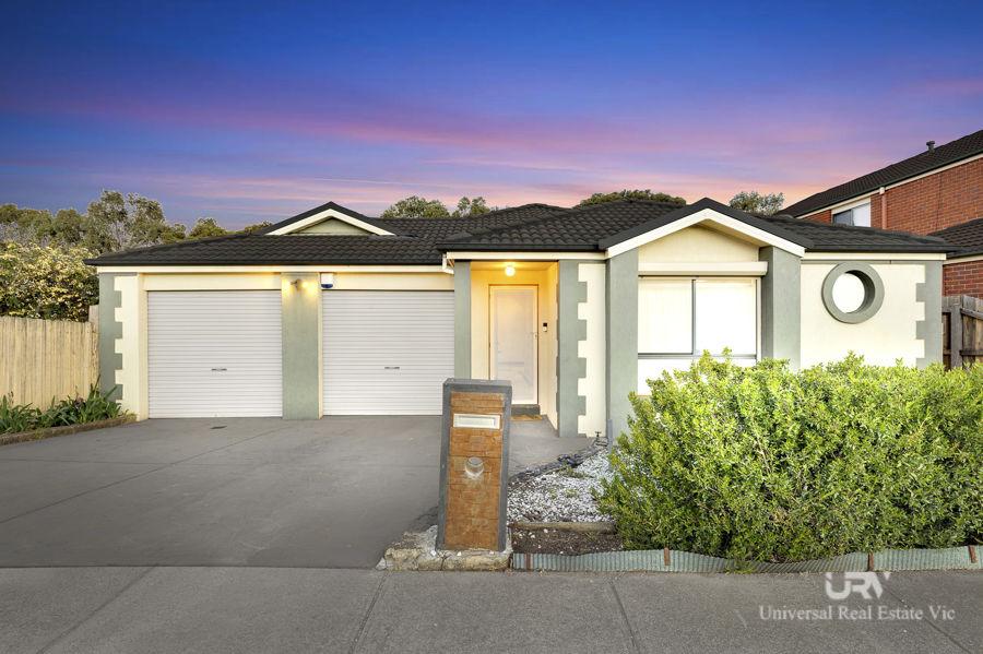 19 Mensa Ct, Roxburgh Park, VIC 3064