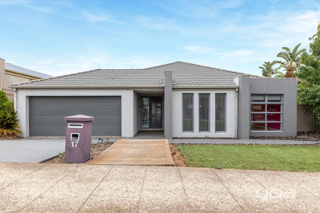 17 Hascombe Dr, Caroline Springs, VIC 3023