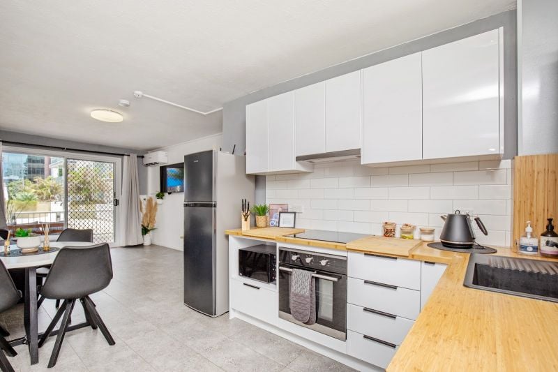 11/69-73 Ferny Ave, Surfers Paradise, QLD 4217