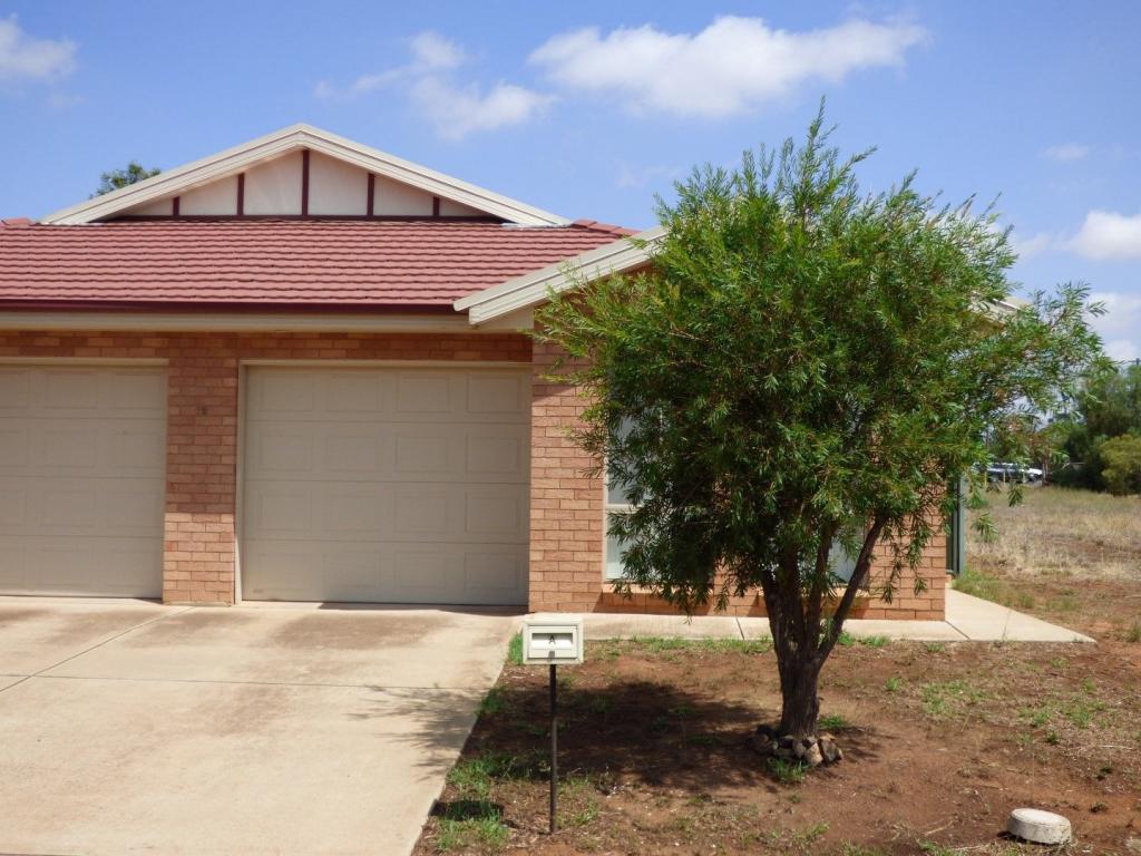 72a Close St, Parkes, NSW 2870
