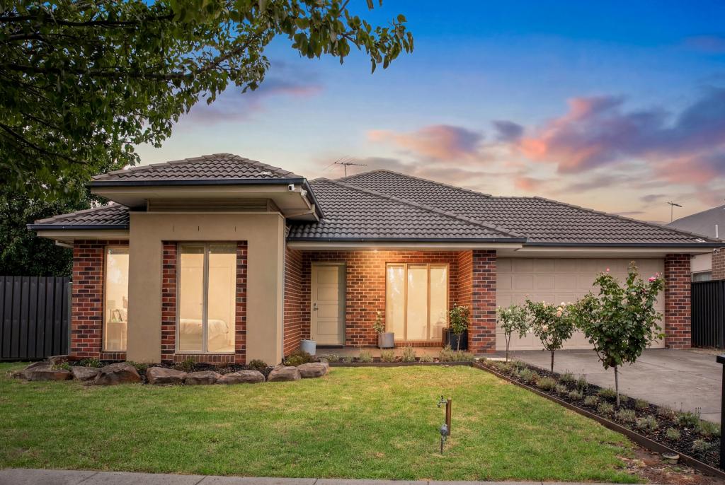 36 Everly Cct, Pakenham, VIC 3810