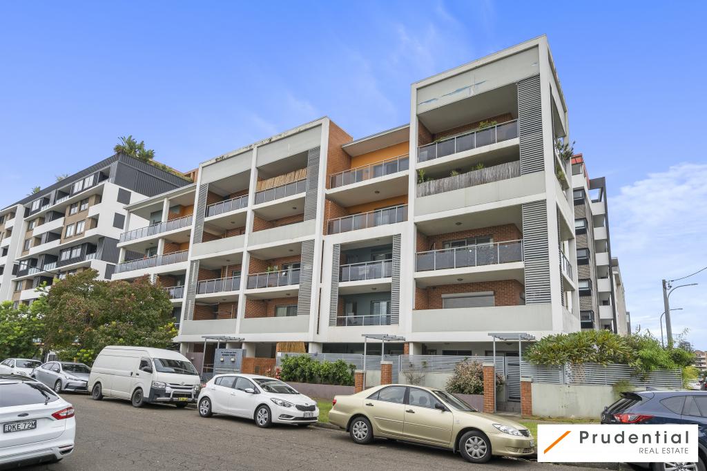 8/2 Castlereagh St, Liverpool, NSW 2170