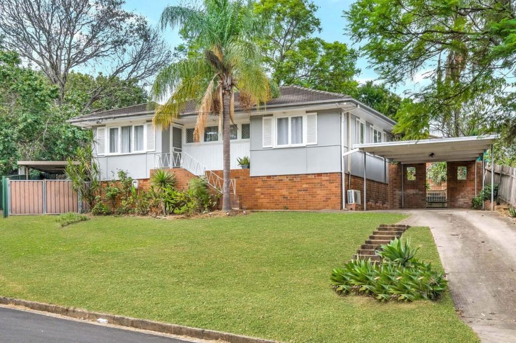 13 Devon Pl, Busby, NSW 2168