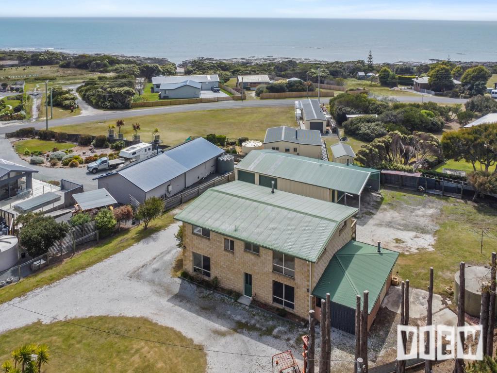 1 BOOBYALLA RISE, LULWORTH, TAS 7252