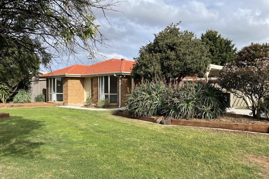 26 Nimmo Cres, Kurunjang, VIC 3337