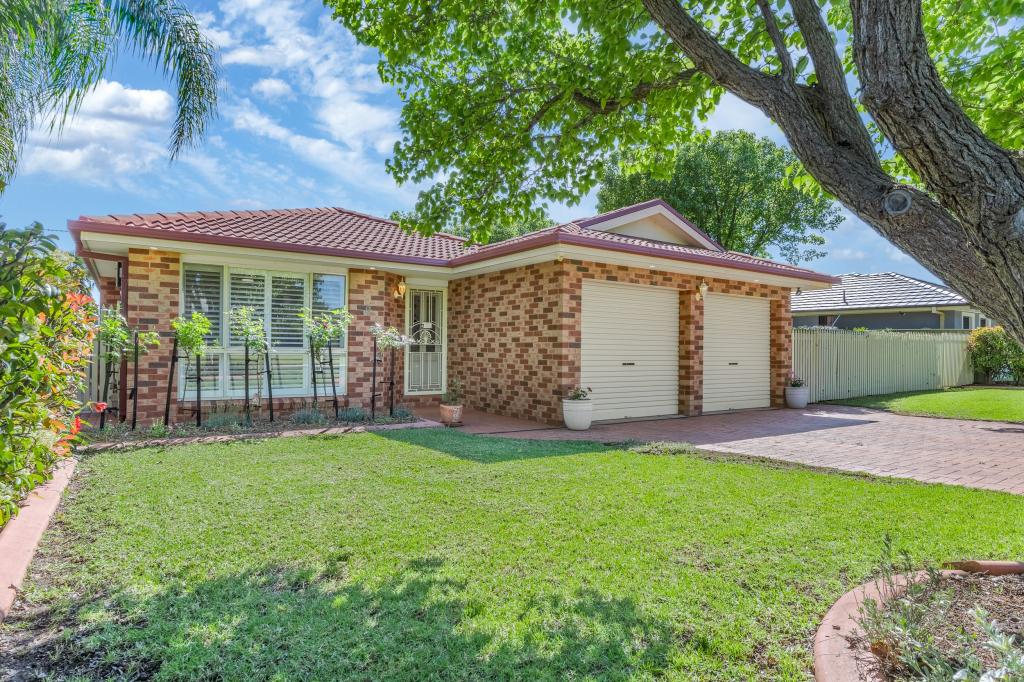 8 Ken Mcmullen Pl, Dubbo, NSW 2830