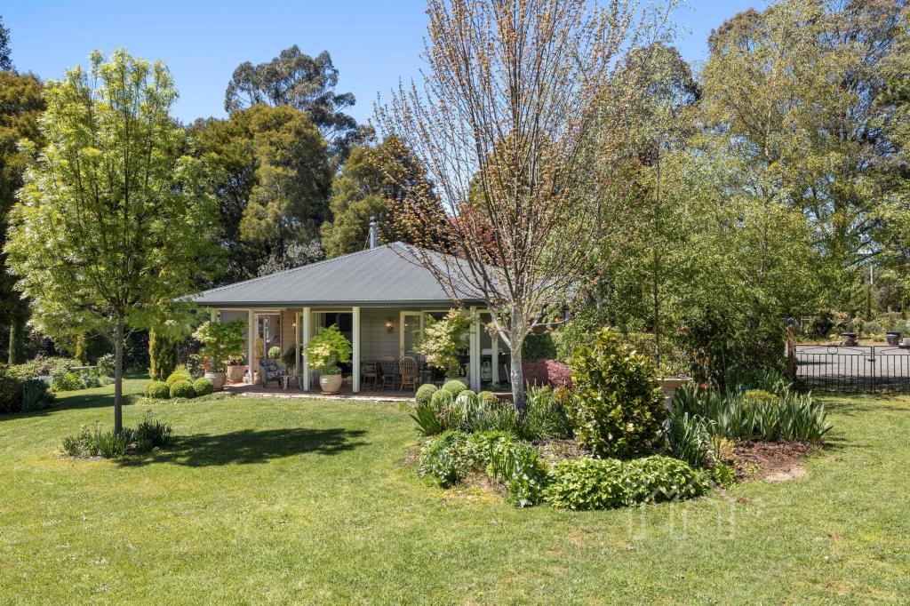 2 High St, Trentham, VIC 3458