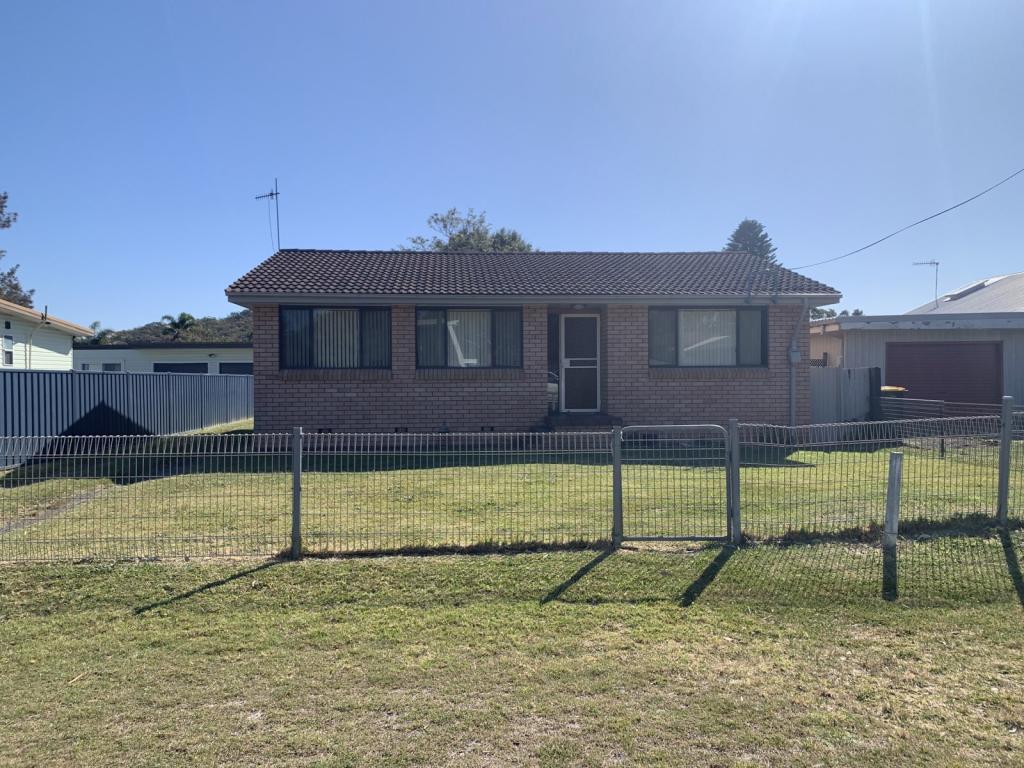 11 Balmoral Rd, Burrill Lake, NSW 2539