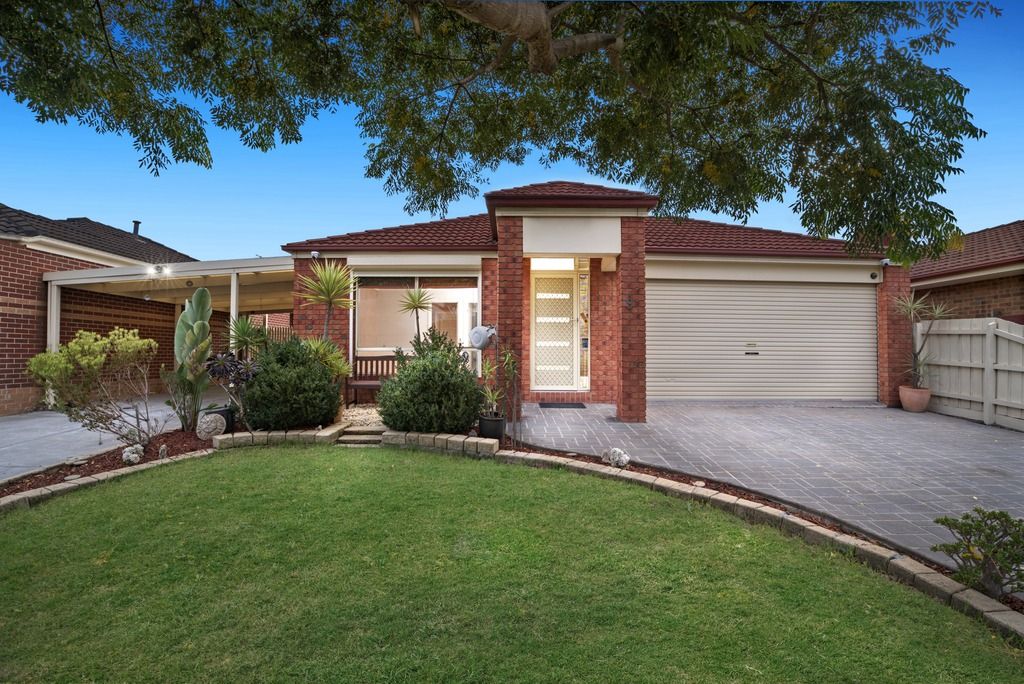 9 Finchley Park Cres, Tarneit, VIC 3029