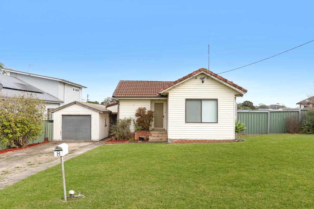 8 Hoskins Ave, Warrawong, NSW 2502