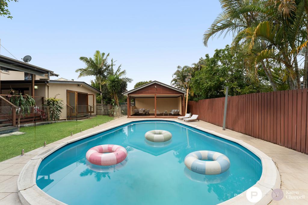 16 Leadale St, Wynnum West, QLD 4178
