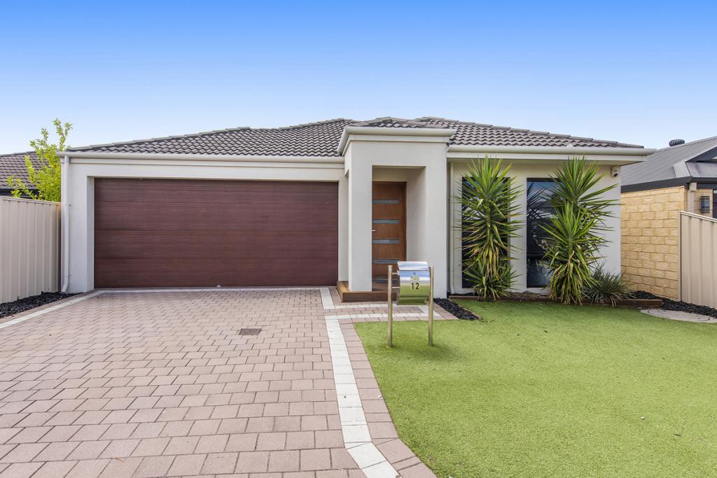 12 Kooya Way, Wattle Grove, WA 6107