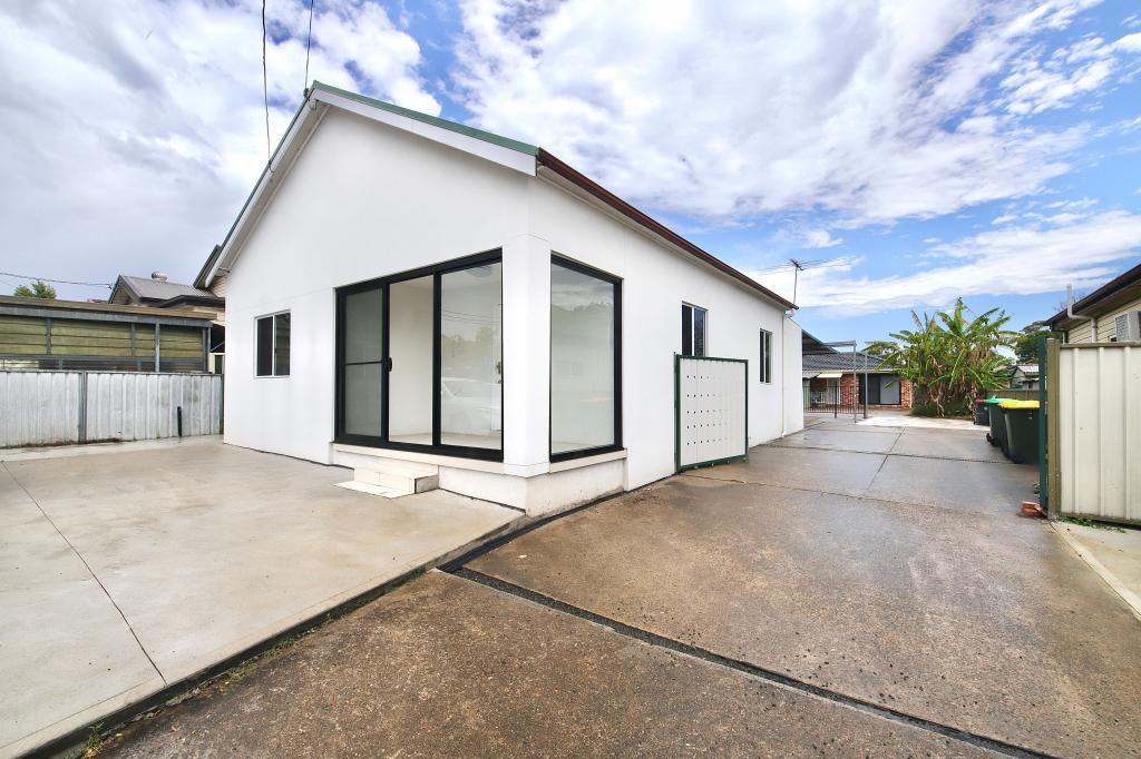 11 King Georges Rd, Wiley Park, NSW 2195
