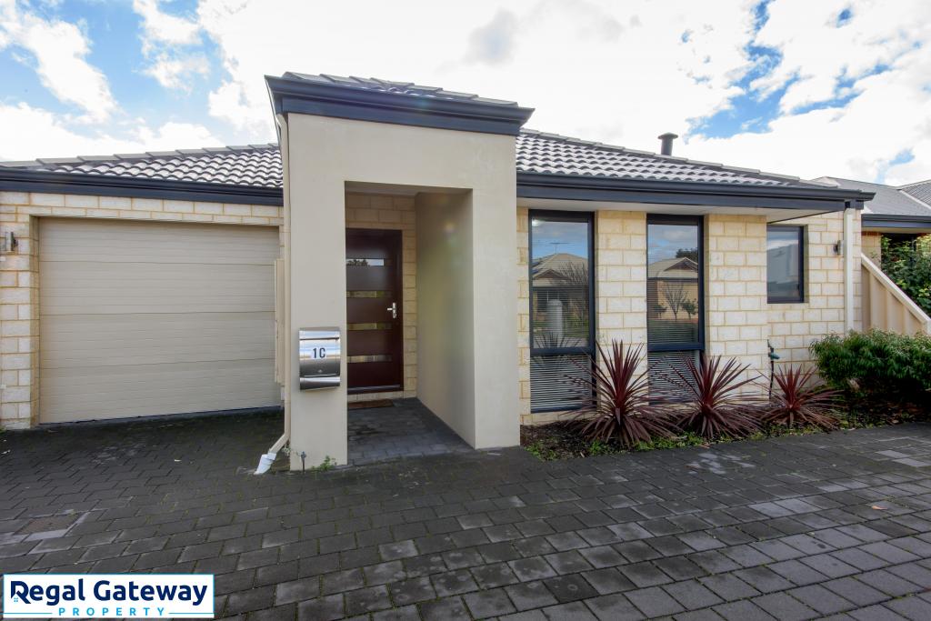 1c Dionysus Tce, Atwell, WA 6164