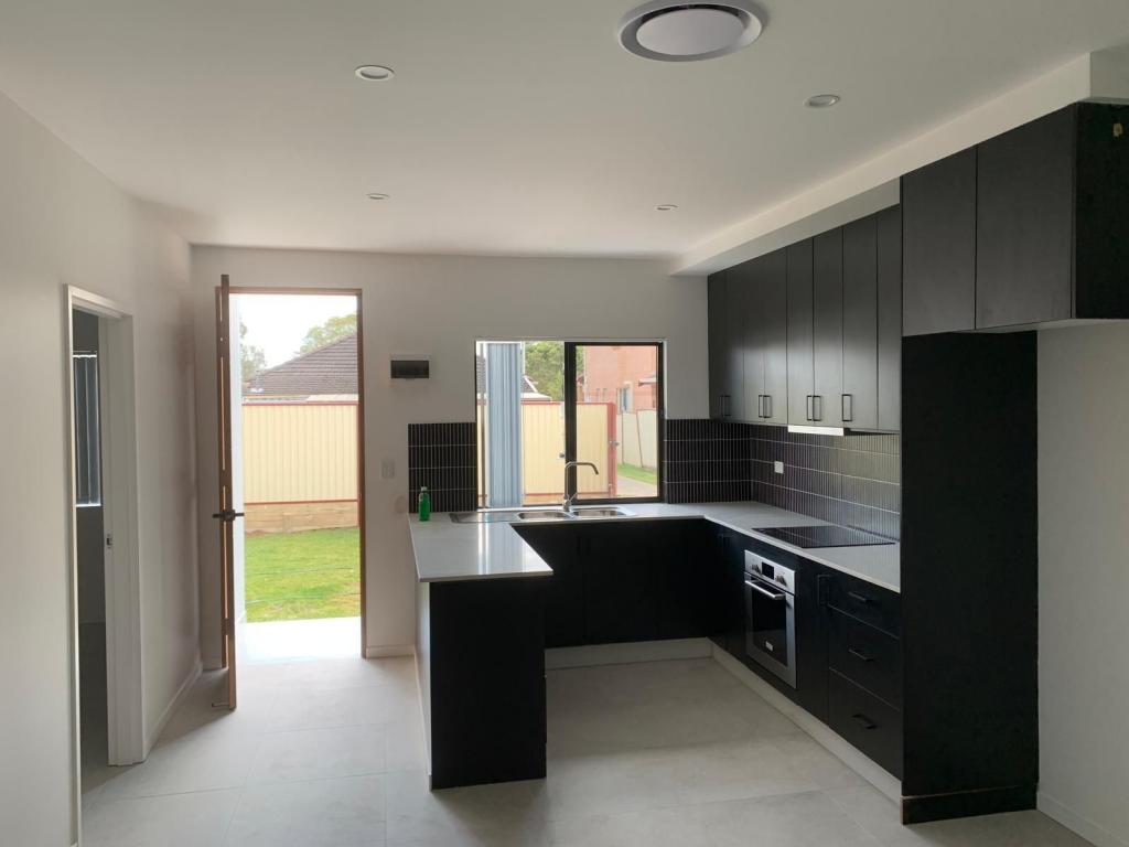 1/81 HANNANS RD, RIVERWOOD, NSW 2210