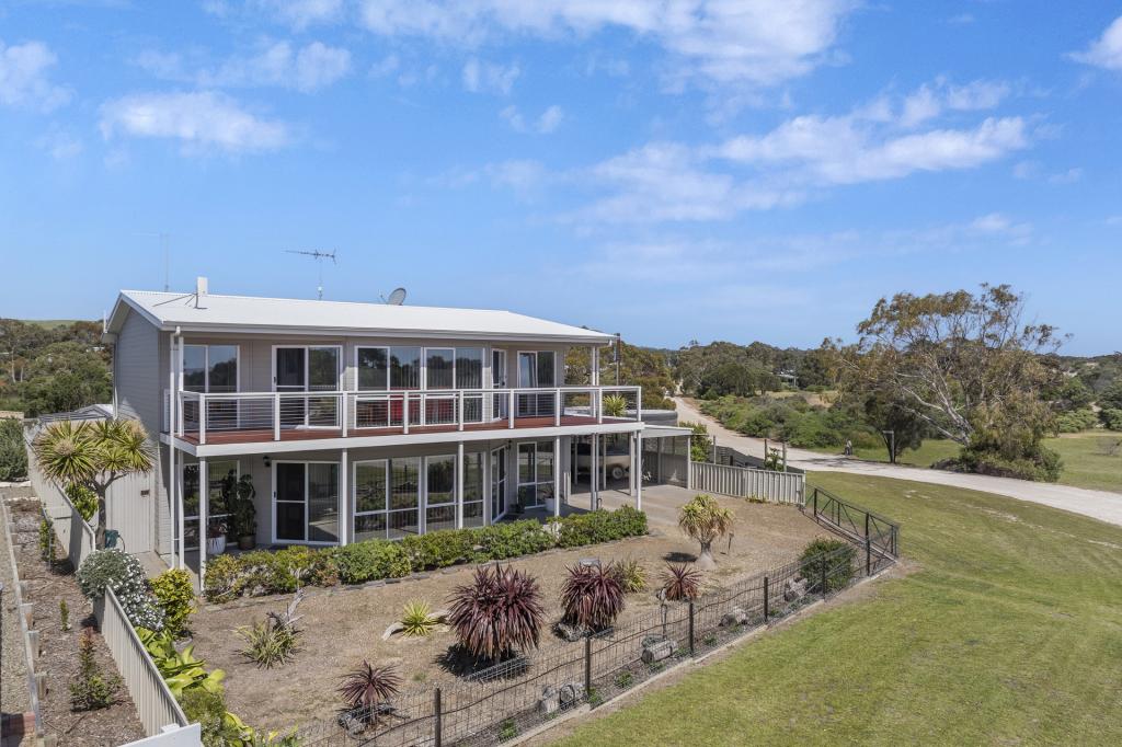 2 The Esplanade, Baudin Beach, SA 5222