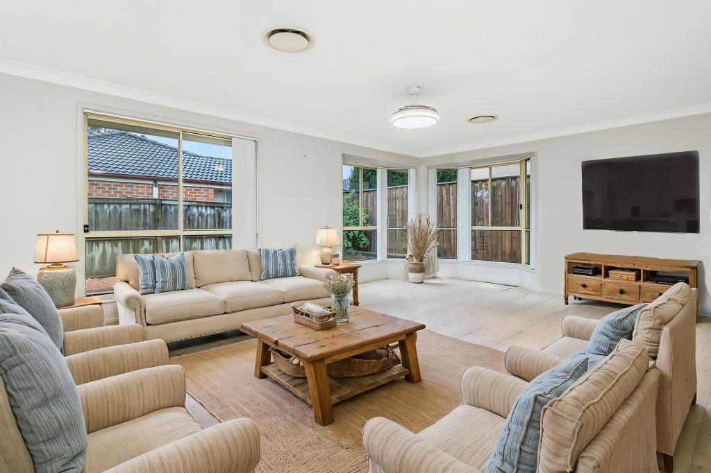 16 LUCAS CCT, KELLYVILLE, NSW 2155