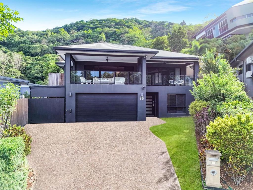 15 Buckinghamia Cl, Redlynch, QLD 4870