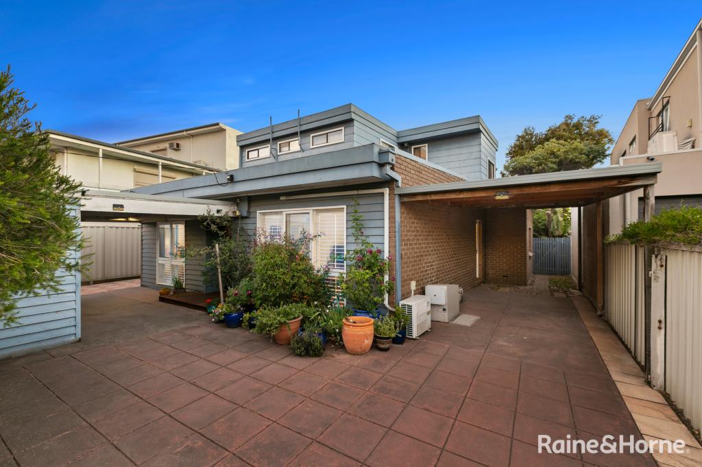 36 Queen St, Seaholme, VIC 3018