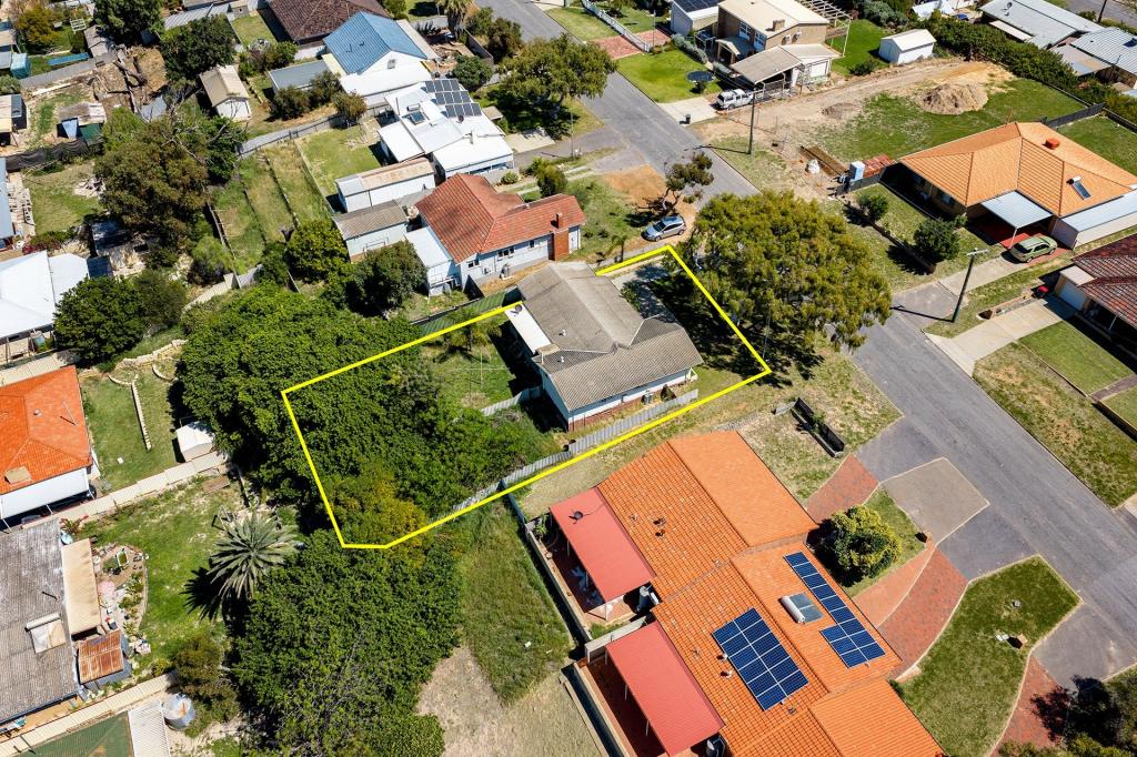 26 Albert St, Geraldton, WA 6530