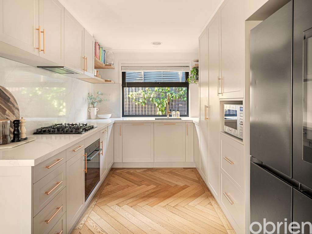 6 Mersey Cres, Seaford, VIC 3198
