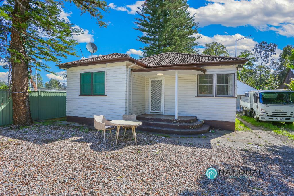 178 Sandal Cres, Carramar, NSW 2163