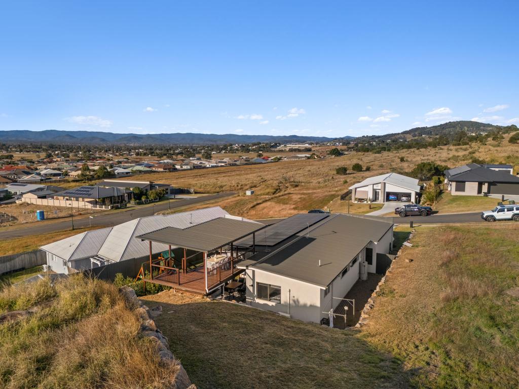 6 Corella St, Lowood, QLD 4311