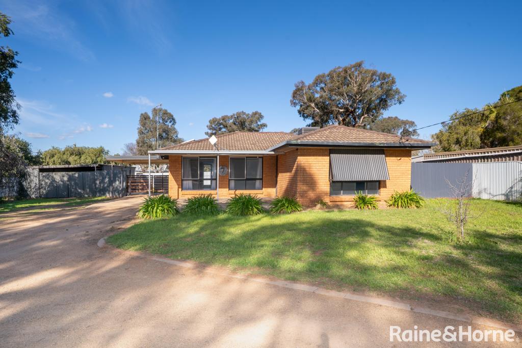 7 Linton St, Collingullie, NSW 2650