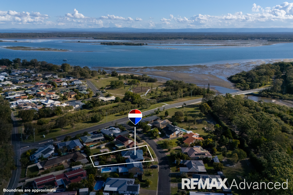 10 Flamingo Dr, Banksia Beach, QLD 4507