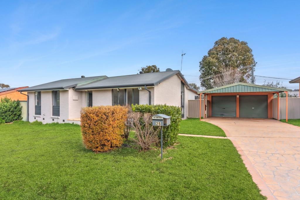 25 Battersby Cct, Kambah, ACT 2902